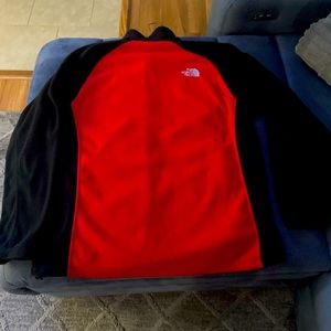 Mens fleece, used but good conditions and clean